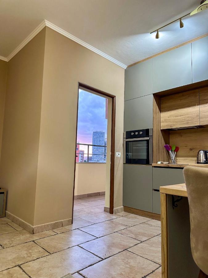 Amos City Center Apartment 地拉那 外观 照片