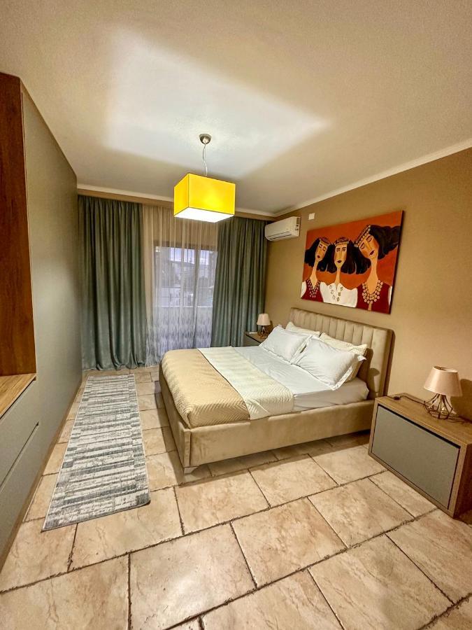 Amos City Center Apartment 地拉那 外观 照片
